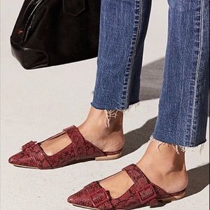 Free People X Bill Blass Albany 2 Snakeskin Buckle Mule Flat